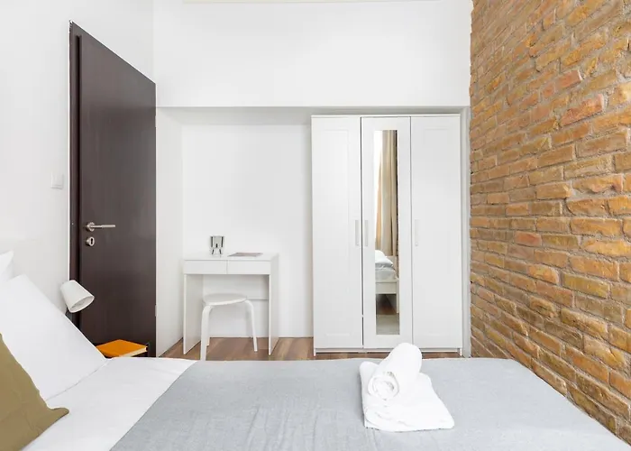 アパート New, Centrally Located, But Quiet 4 Sleeper ブダペスト