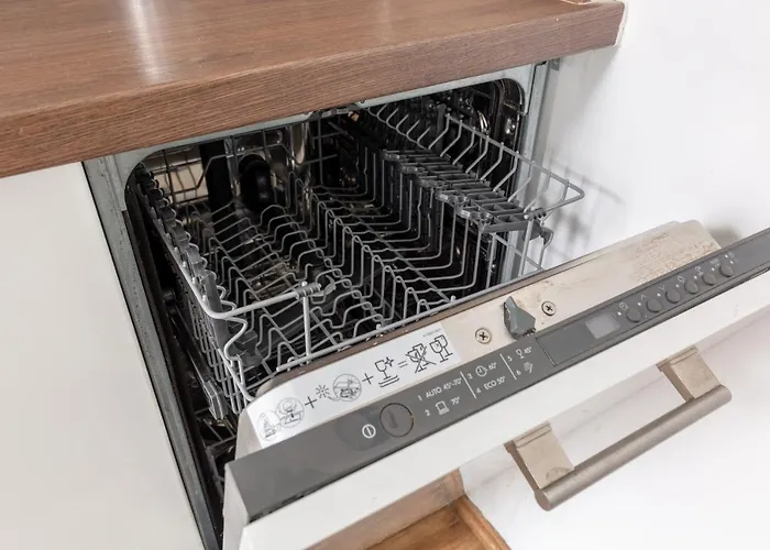 Apartament New, Centrally Located, But Quiet 4 Sleeper